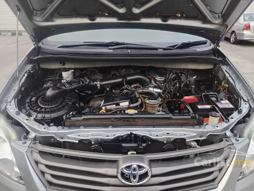 2014 Toyota Innova E MPV