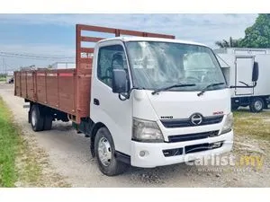 2012 Hino 300 Series 4.0 XZU720R-HKFRL3 Lorry