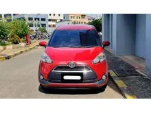 2018 Toyota Sienta 1.5 V MPV merah km 69 ribuan