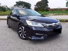 Honda Accord 2.0 VTi-L Sedan Year made 2018, 1 owner only, super clean interior. 3 years warranty