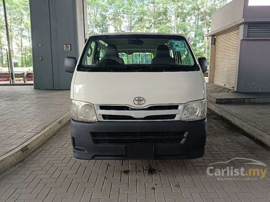 2011 Toyota Hiace Semi Panel Van Van