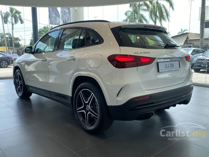 2026 Mercedes-Benz GLA200 Progressive Line SUV