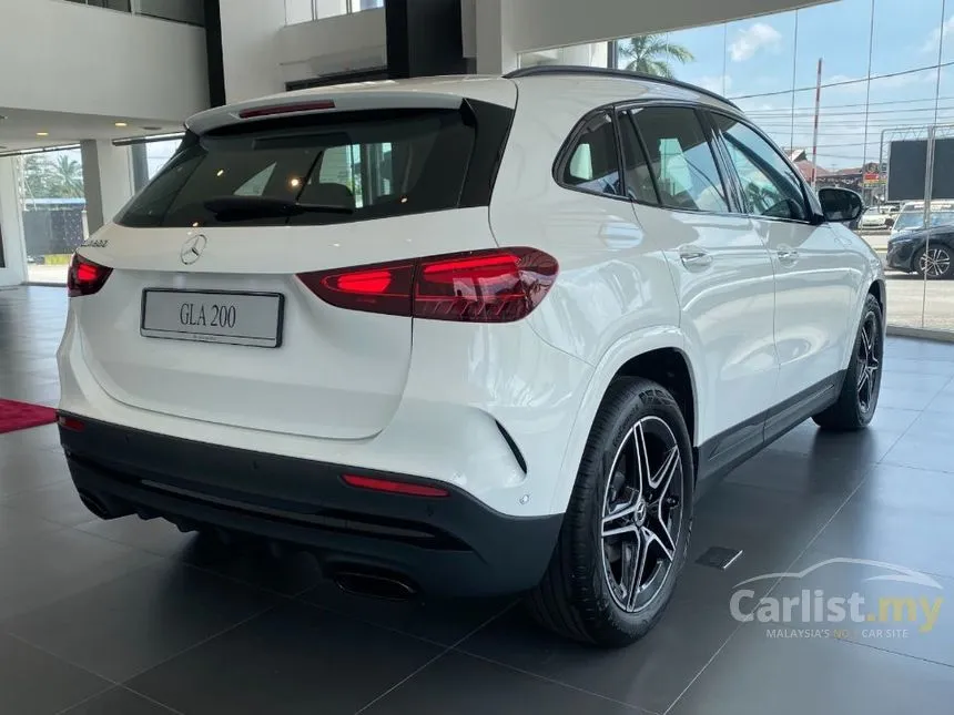 2026 Mercedes-Benz GLA200 Progressive Line SUV