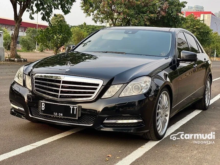 2011 Mercedes-Benz E300 Avantgarde AMG Sedan