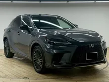 2023 Lexus RX 500h 2.4 F Sport Performance 4WD, Panoramic Roof, Orange Calipers, Seat Cooler, Apple CarPlay, Wireless Charging, INCOMING STOCK