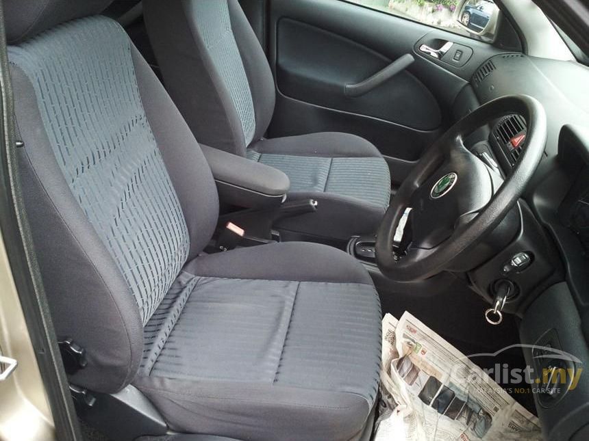 Skoda Octavia 2006 Elegance 1.6 in Kuala Lumpur Automatic 