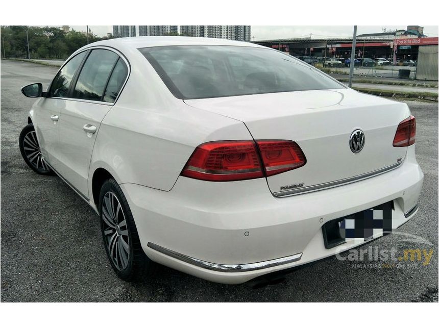 Volkswagen Passat 2012 TSI 1.8 in Kuala Lumpur Automatic 