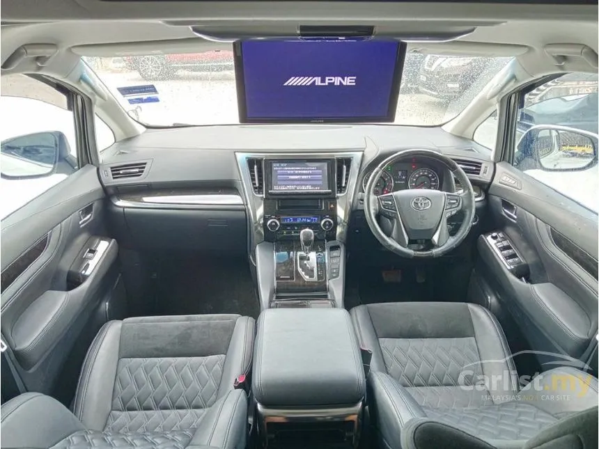 2015 Toyota Alphard SC MPV