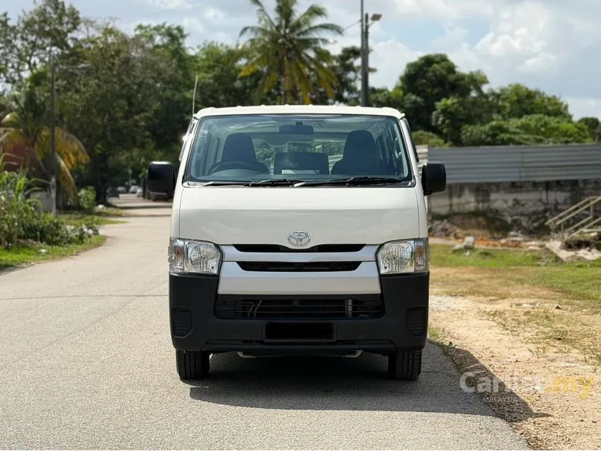 2022 Toyota Hiace Window Van Van