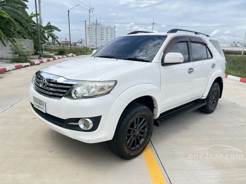 2015 Toyota FORTUNER V SUV