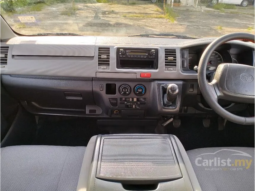 2007 Toyota Hiace Window Van Van