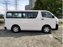 2007 Toyota Hiace 2.5 Window Van (M) - LOW ROOF / NO ACCIDENT / AIRCOND / 15 SEAT