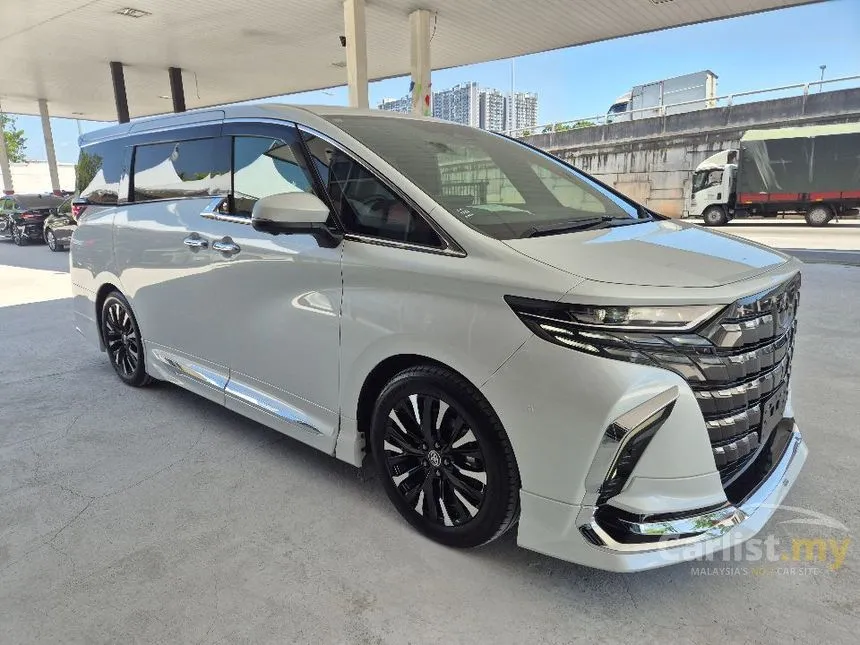 2024 Toyota Alphard Executive Lounge MPV