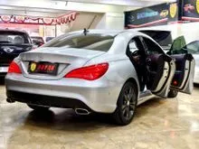 2014 Mercedes-Benz CLA200 1.6 Urban Coupe