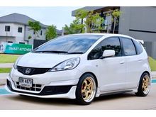2011 Honda Jazz 1.5 (ปี 08-14) V i-VTEC Hatchback AT