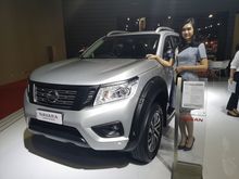 New Nissan Navara 2.5 NP300 SE Pickup Truck