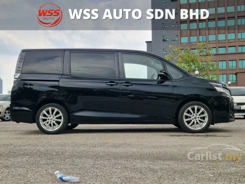 2019 Toyota Voxy X MPV