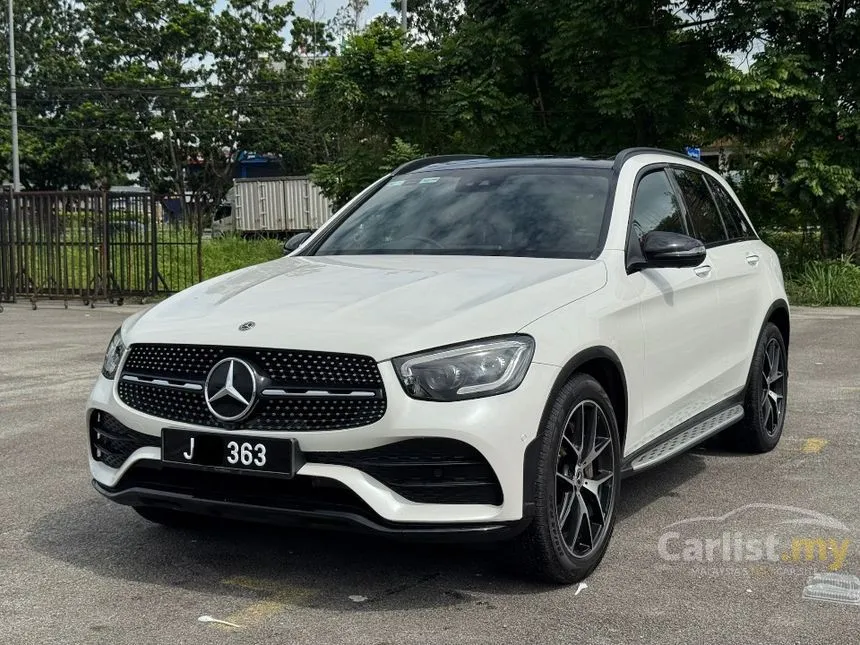 2020 Mercedes-Benz GLC300 4MATIC AMG Line SUV