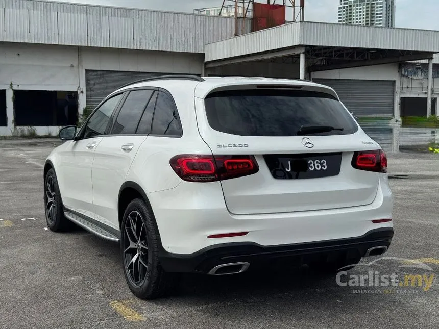 2020 Mercedes-Benz GLC300 4MATIC AMG Line SUV