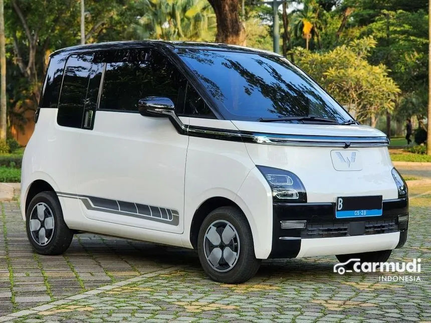 2022 Wuling EV Air ev Charging Pile Long Range Hatchback