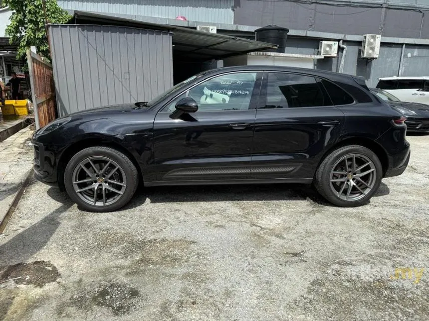 2024 Porsche Macan SUV