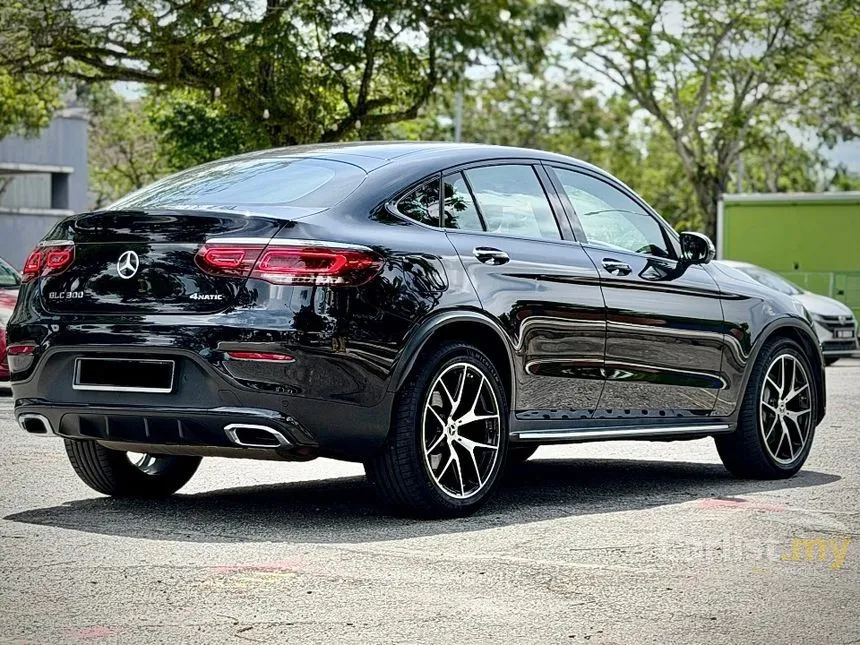 2020 Mercedes-Benz GLC300 4MATIC AMG Line Coupe