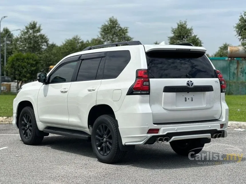 2023 Toyota Land Cruiser Prado TX Black Edition SUV