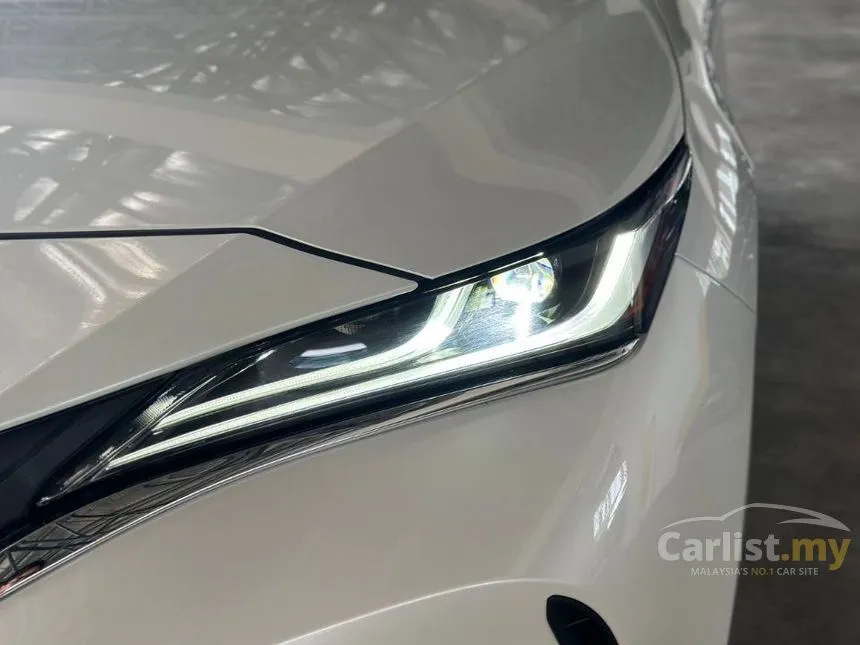 2025 Toyota Harrier Luxury SUV