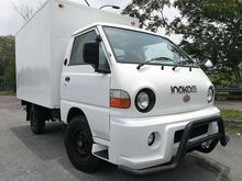 Inokom Lorimas 2.7 (M) Dies 1 Ton Luton Box Lorry
