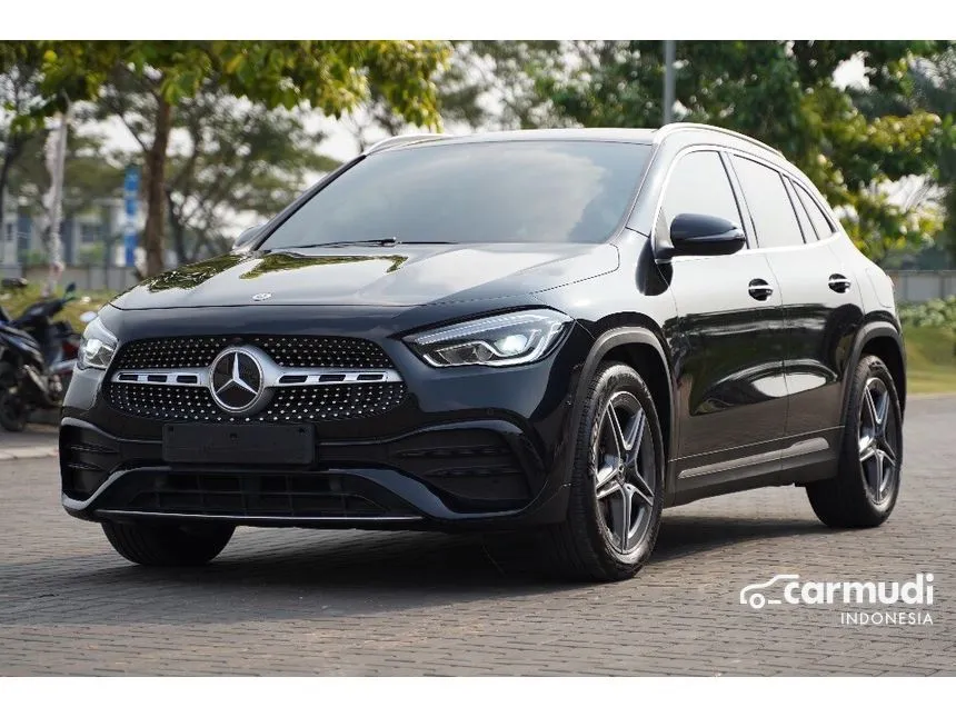 2022 Mercedes-Benz GLA200 AMG Line SUV