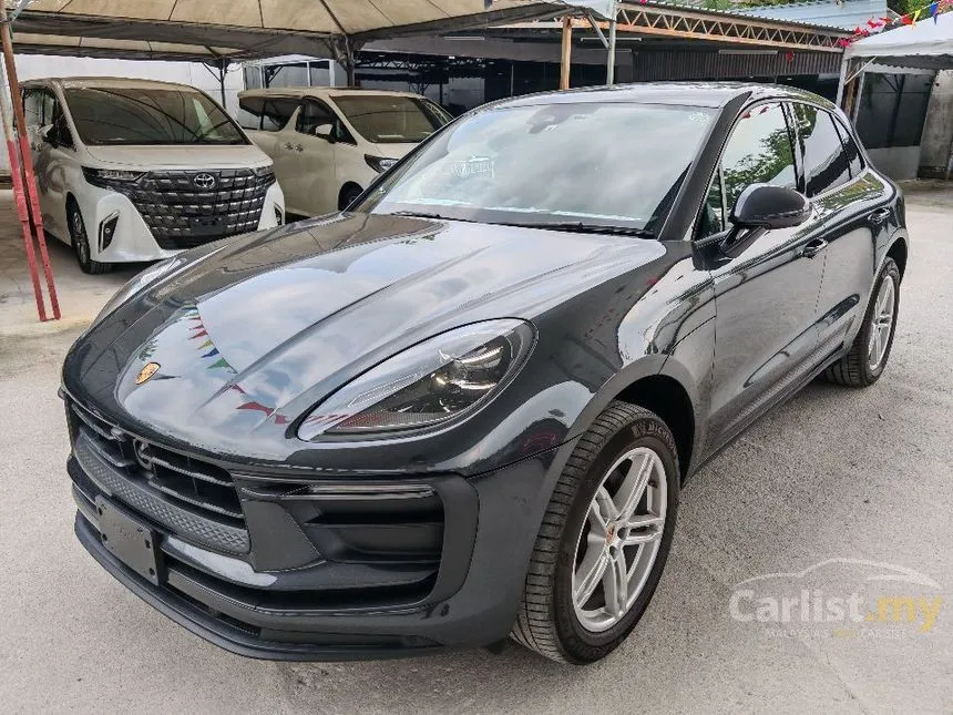 2022 Porsche Macan SUV