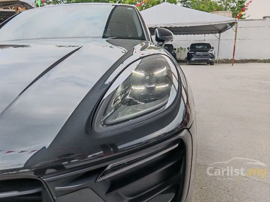 2022 Porsche Macan SUV