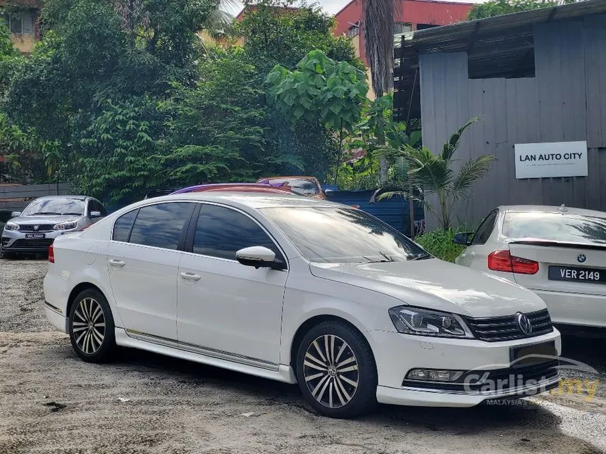 2013 Volkswagen Passat Sedan