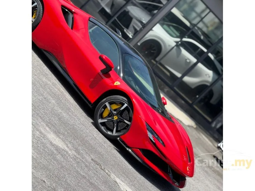 2022 Ferrari SF90 Stradale Coupe
