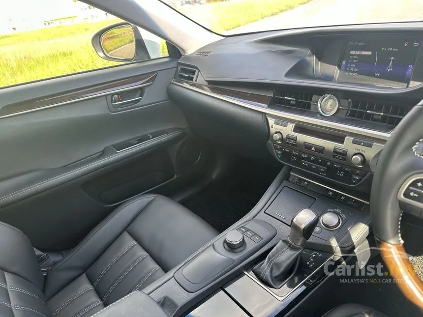 2016 Lexus ES 250 Premium Sedan