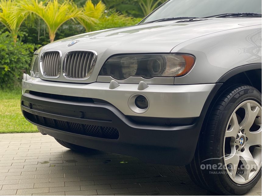 BMW X5 2001 4.4 in กรุงเทพและปริมณฑล Automatic SUV สีเทา for 499,000