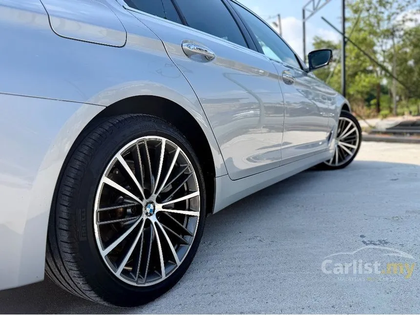 2018 BMW 530e Sport Line iPerformance Sedan
