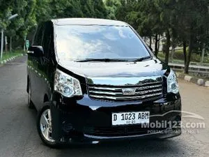 2013 Toyota NAV1 2.0 G MPV