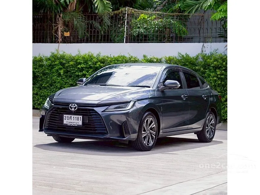 2023 Toyota Yaris Ativ Premium Sedan