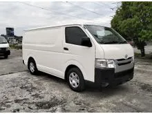 2016 Toyota Hiace 2.5 Panel Van (M) - FREE SERVICE / 1 OWNER