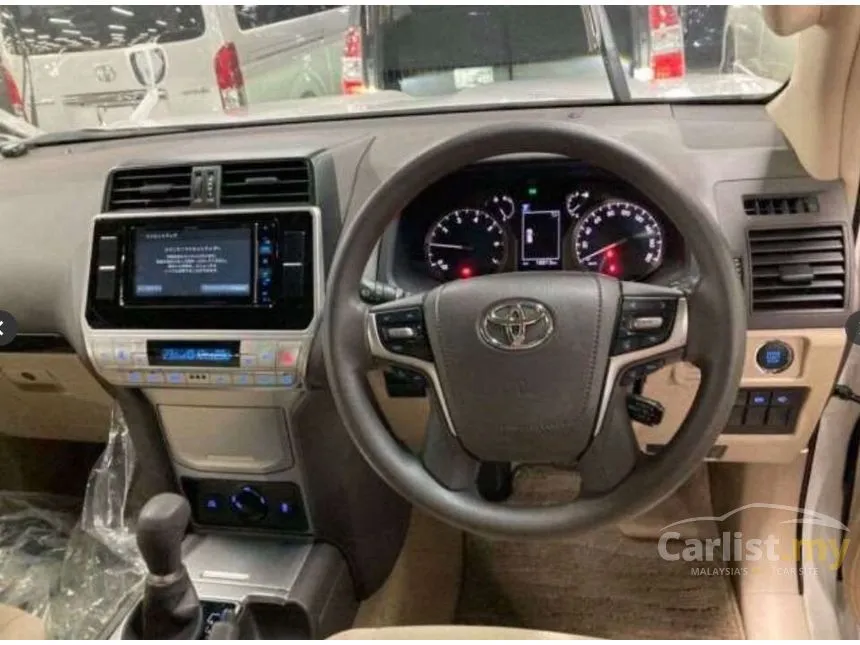 2020 Toyota Land Cruiser Prado TX SUV