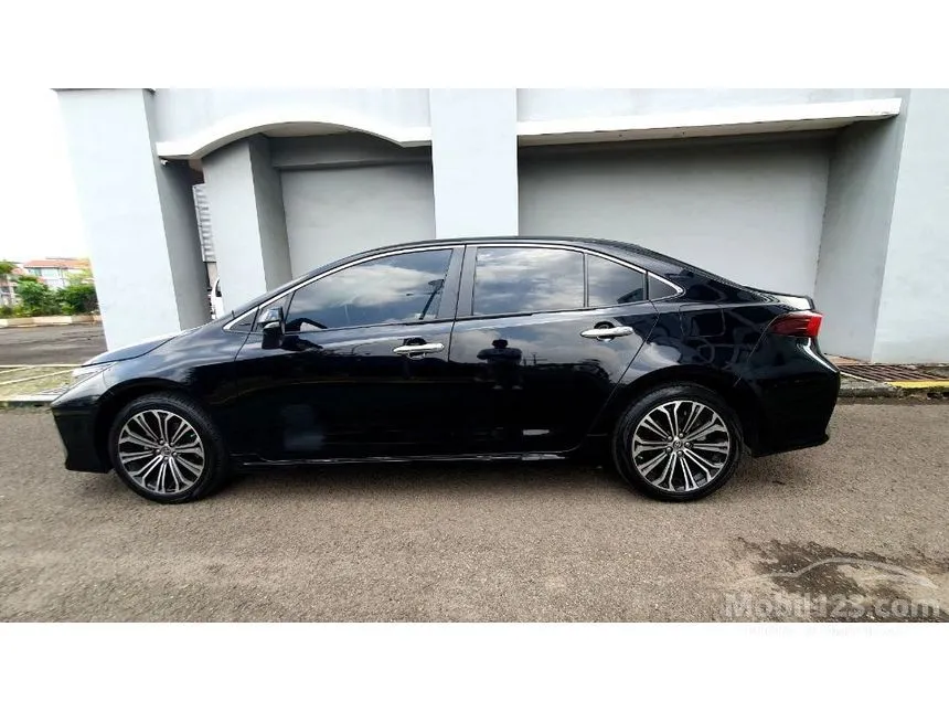 2020 Toyota Corolla Altis V Sedan
