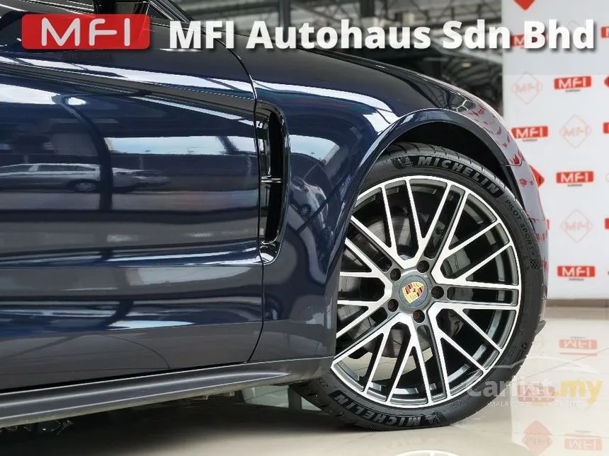2018 Porsche Panamera 4S Hatchback