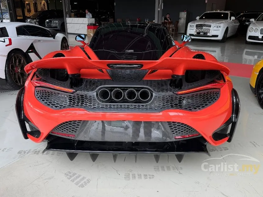 2021 McLaren 765LT Coupe