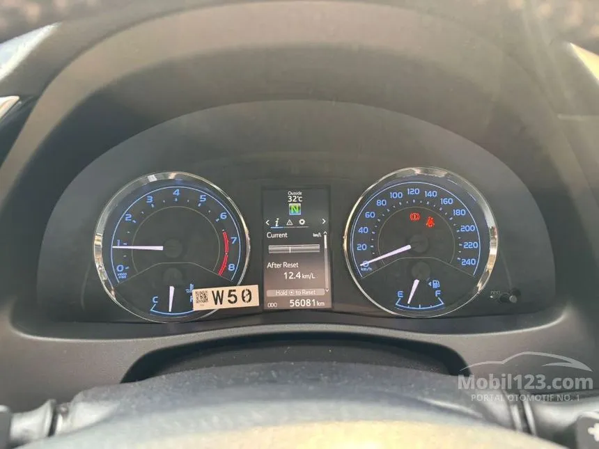 2017 Toyota Corolla Altis V Sedan