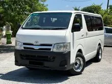 2009 Toyota Hiace 2.5 Window Van Van / ENGINE SMOOTH / SPORT RIM / FULL LEATHER SEAT / CLEN INTERIOR / MILEAGE 100K ONLY / CAR PAINT GLOSSY