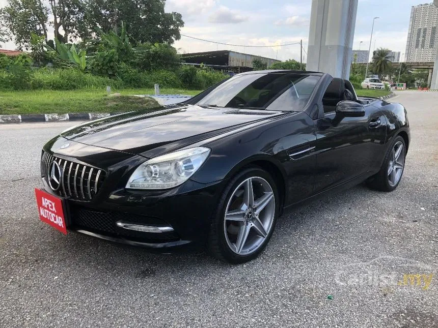 2011 Mercedes-Benz SLK200 AMG Sport Convertible