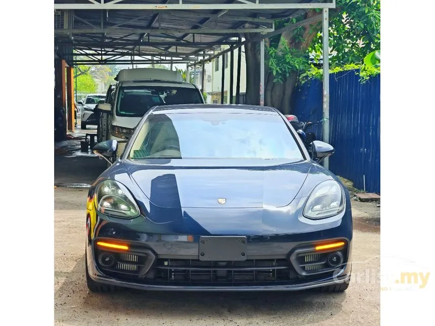 2022 Porsche Panamera Hatchback