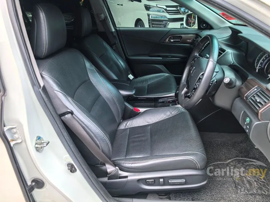 2018 Honda Accord VTi-L Advance Sedan