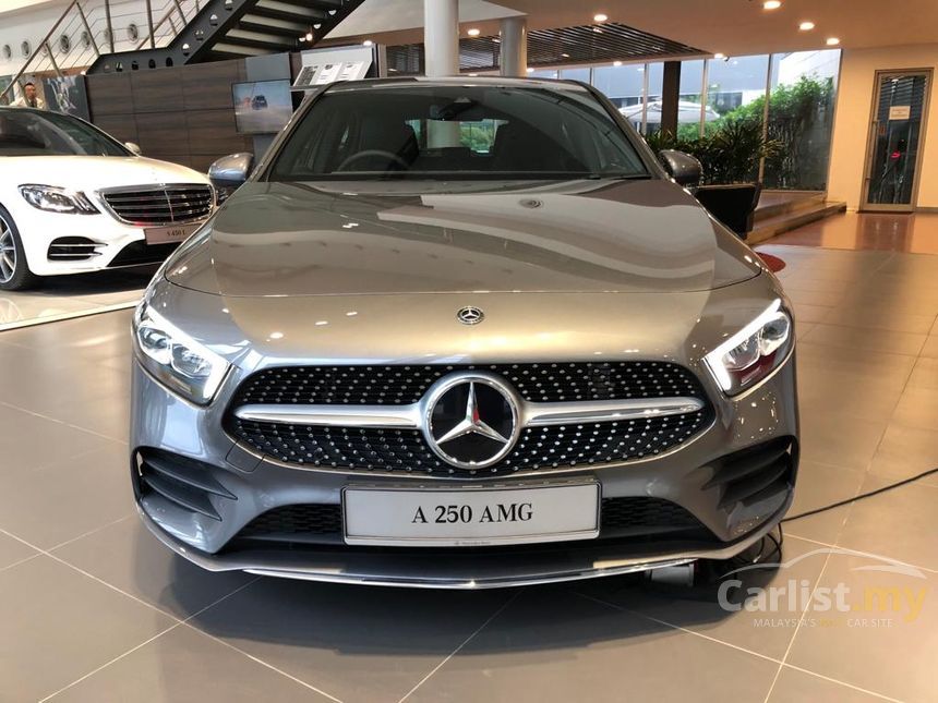 Mercedes-benz A250 2018 Amg 2.0 In Selangor Automatic Hatchback Grey 